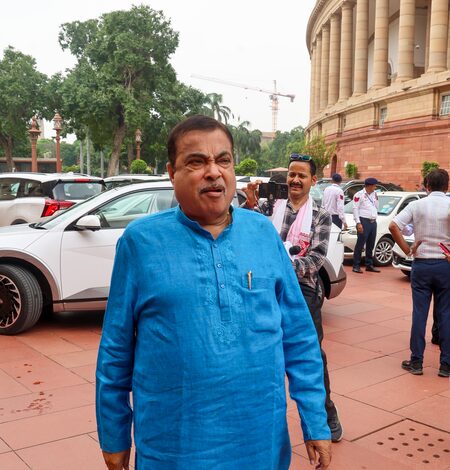 Ethanol policy: Bombay HC orders removal of defamatory social media posts against Gadkari Ethanol policy: Bombay HC orders removal of defamatory social media posts against Gadkari