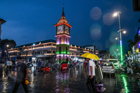 Kashmir’s growth post-Article 370 abrogation reflects progress across key sectors: Report Kashmir’s growth post-Article 370 abrogation reflects progress across key sectors: Report