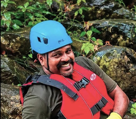 ‘I want to see my father…’: Children’s cries bring tears as Kerala bids farewell to flood hero ‘I want to see my father…’: Children’s cries bring tears as Kerala bids farewell to flood hero