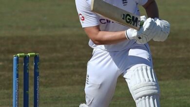 England recall Lawrence for first two Tests against Pakistan, Cox to bat at No.3 England recall Lawrence for first two Tests against Pakistan, Cox to bat at No.3