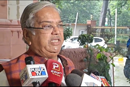 BJP leader compares Bengaluru street vendor removal drive to Turkman Gate demolitions BJP leader compares Bengaluru street vendor removal drive to Turkman Gate demolitions