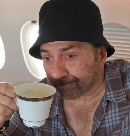 Sunny Deol and Karan Deol indulge in ‘Baap Beta Dialoguebaazi’ on a flight