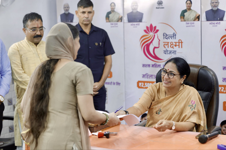 Delhi Lakshmi Yojana: Over 4.25 lakh women register; 1.49 lakh submit forms Delhi Lakshmi Yojana: Over 4.25 lakh women register; 1.49 lakh submit forms