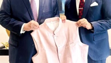 Indian Ambassador meets President of Panama, discusses ideas to boost relationship