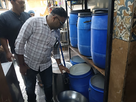 Gujarat intensifies ban on analogue dairy products; 134 units inspected statewide Gujarat intensifies ban on analogue dairy products; 134 units inspected statewide