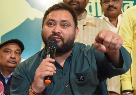 Tejashwi Yadav raises issue of pending salaries of Bihar madrasa, Sanskrit teachers; questions transfer policy Tejashwi Yadav raises issue of pending salaries of Bihar madrasa, Sanskrit teachers; questions transfer policy