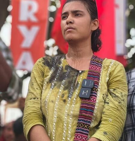 Ranchi student protest turns chaotic, ink thrown at AISA chief Neha Bora, youth detained