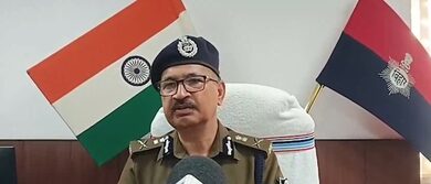 Bihar CS and DGP review cybercrime preparedness; officials directed to intensify awareness and crackdown on fraud Bihar CS and DGP review cybercrime preparedness; officials directed to intensify awareness and crackdown on fraud