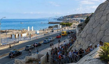 Spain to impose temporary border checks on arrivals from Italy Spain to impose temporary border checks on arrivals from Italy