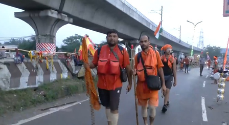 Ghaziabad: Thousands of Kanwariyas gather at ‘Mini-Haridwar’; devotees praise arrangements