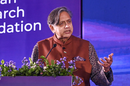 BJP backs Shashi Tharoor’s remarks on student protest; Cong says Rahul Gandhi focussed on systemic reform BJP backs Shashi Tharoor’s remarks on student protest; Cong says Rahul Gandhi focussed on systemic reform