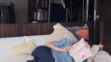 Samantha Ruth Prabhu reads maternity books as she prepares to welcome her firstborn Samantha Ruth Prabhu reads maternity books as she prepares to welcome her firstborn
