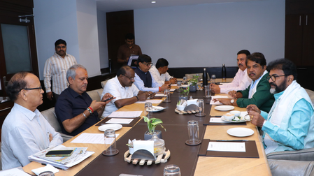 K’taka: BJP-JD-S hold key meet; slam Cong in Assembly session over background of ministers, Bidadi project K’taka: BJP-JD-S hold key meet; slam Cong in Assembly session over background of ministers, Bidadi project
