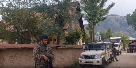J&K Police conduct searches at 26 locations in Sopore in terror-link case J&K Police conduct searches at 26 locations in Sopore in terror-link case