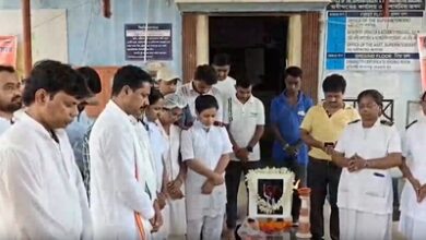 Bengal govt medical institutions observe 2-minute silence in memory of RG Kar victim Bengal govt medical institutions observe 2-minute silence in memory of RG Kar victim