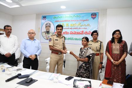 Telangana: Portal launched for families of police martyrs Telangana: Portal launched for families of police martyrs