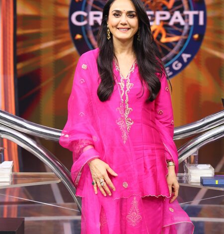 Preity Zinta recalls how she got to share screen with Amitabh Bachchan in ‘Armaan’ Preity Zinta recalls how she got to share screen with Amitabh Bachchan in ‘Armaan’