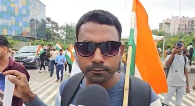 Jharkhand students march towards Vidhan Sabha to hold peaceful protest Jharkhand students march towards Vidhan Sabha to hold peaceful protest