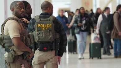US widens ,000 H-1B extension fee US widens ,000 H-1B extension fee