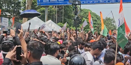 Police resort to lathi charge, use water cannons as Jharkhand student protest nears Assembly