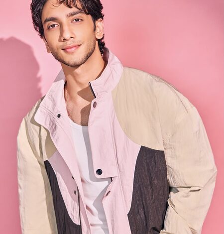 Vedang Raina reveals AR Rahman mixed Punjabi folk with jazz for ‘Ishq Mastana’: ‘Sounds bizarre on paper’ Vedang Raina reveals AR Rahman mixed Punjabi folk with jazz for ‘Ishq Mastana’: ‘Sounds bizarre on paper’