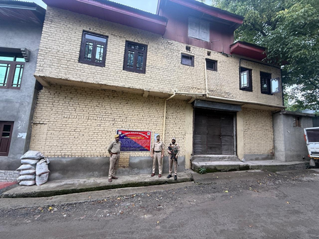 J&K: Police attach drug peddler’s property worth Rs 4 crore J&K: Police attach drug peddler’s property worth Rs 4 crore