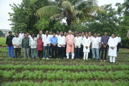 Gujarat plans four centres to train farmers in natural farming Gujarat plans four centres to train farmers in natural farming