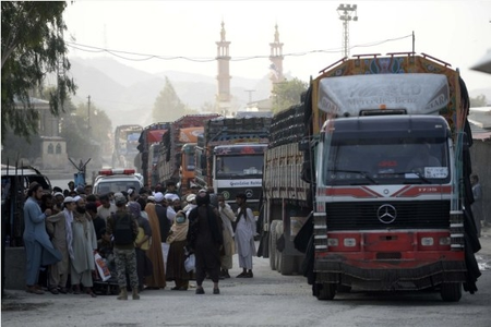Pakistan: Goods transporters vow to continue strike after talks with govt fail Pakistan: Goods transporters vow to continue strike after talks with govt fail