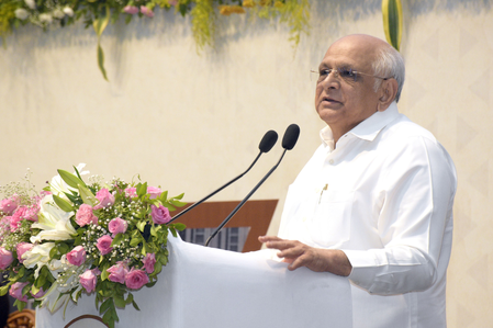 Gujarat CM directs civic bodies to track completed works alongside new projects (Lead)