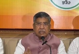 Jharkhand BJP chief targets Rahul Gandhi over police action against student protesters Jharkhand BJP chief targets Rahul Gandhi over police action against student protesters