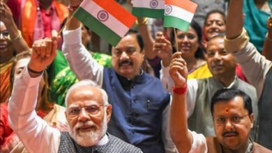 Tricolour-waving marks NDA’s ‘Mangal Milan’, Rajinder Gupta joins MPs Tricolour-waving marks NDA’s ‘Mangal Milan’, Rajinder Gupta joins MPs