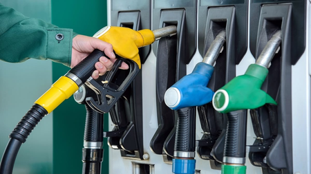 TN petrol pump dealers threaten to halt UPI payments over account freezes