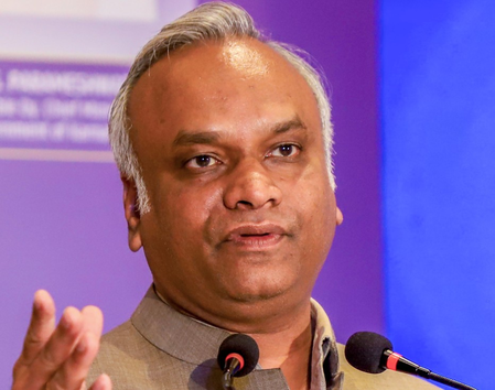 K’taka: Priyank Kharge reviews security for I-Day event K’taka: Priyank Kharge reviews security for I-Day event