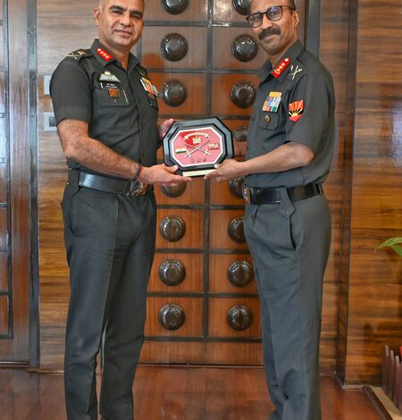 Bengal: DGIS head visits Eastern Command, reviews digital push Bengal: DGIS head visits Eastern Command, reviews digital push