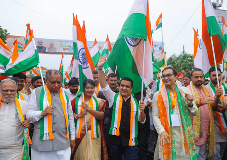Gujarat Dy CM Harsh Sanghavi leads massive ‘Tiranga Yatra’ in Ahmedabad Gujarat Dy CM Harsh Sanghavi leads massive ‘Tiranga Yatra’ in Ahmedabad