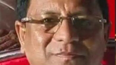 Cops paste court summons on absconding Tulu Mondal’s home in Bengal’s Birbhum
