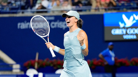 Swiatek holds off Svitolina; Rybakina beats Gauff to reach Toronto final Swiatek holds off Svitolina; Rybakina beats Gauff to reach Toronto final