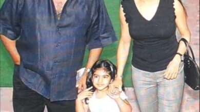 Khushi Kapoor pays tribute to late mother Sridevi on her 62nd birth anniversary Khushi Kapoor pays tribute to late mother Sridevi on her 62nd birth anniversary