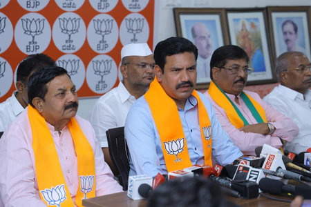 Tribal corporation scam: K’taka BJP demands Minister Nagendra’s resignation Tribal corporation scam: K’taka BJP demands Minister Nagendra’s resignation