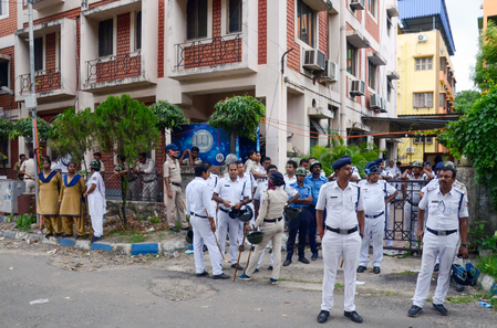 Arrested Pakistani national in Bengal used name of co-accused’s father to get Indian ID cards Arrested Pakistani national in Bengal used name of co-accused’s father to get Indian ID cards
