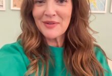 Drew Barrymore has emotional reunion with flight attendant who comforted her Drew Barrymore has emotional reunion with flight attendant who comforted her