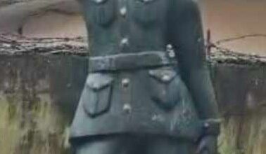 Netaji statue in Kolkata vandalised, police launches probe Netaji statue in Kolkata vandalised, police launches probe
