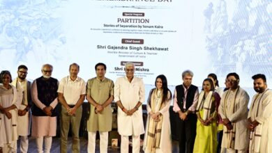 Gajendra Singh Shekhawat, Delhi Minister Kapil Mishra pay tribute to victims of Partition Gajendra Singh Shekhawat, Delhi Minister Kapil Mishra pay tribute to victims of Partition