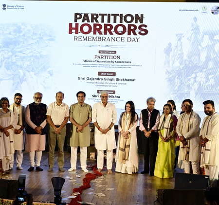 Gajendra Singh Shekhawat, Delhi Minister Kapil Mishra pay tribute to victims of Partition Gajendra Singh Shekhawat, Delhi Minister Kapil Mishra pay tribute to victims of Partition