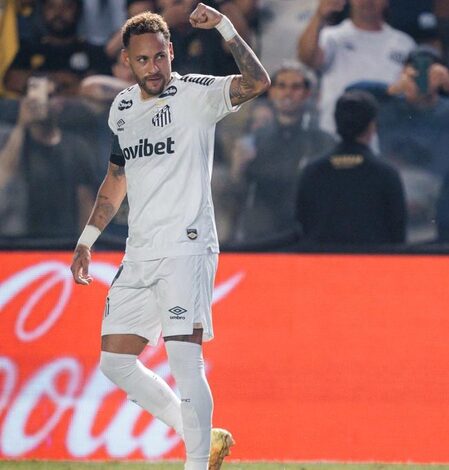 ‘Instead of criticising, support us’: Neymar lashes out at ‘negative’ Santos supporters