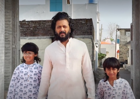 Riteish Deshmukh on sons Riaan and Rahyl calling him the ‘best father’: ‘You never met my baba’ Riteish Deshmukh on sons Riaan and Rahyl calling him the ‘best father’: ‘You never met my baba’