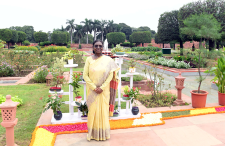 President Murmu inaugurates Amrit Udyan for public till Sept 15 President Murmu inaugurates Amrit Udyan for public till Sept 15
