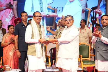 Digital currency based DBT transfer for PM’s food subsidy scheme launched in Chandigarh Digital currency based DBT transfer for PM’s food subsidy scheme launched in Chandigarh