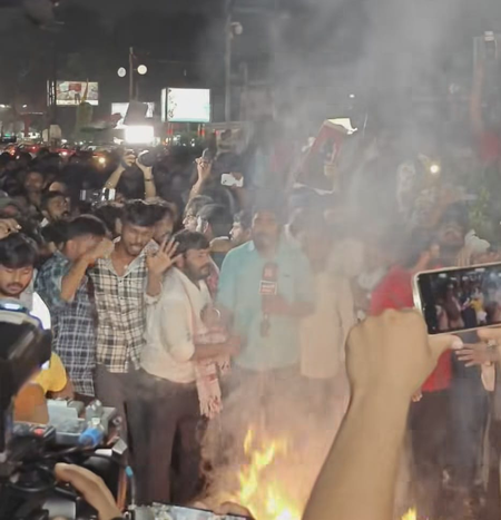 Jharkhand students hold protest march, burn effigies of ministers; announce Tiranga Padyatra tomorrow Jharkhand students hold protest march, burn effigies of ministers; announce Tiranga Padyatra tomorrow