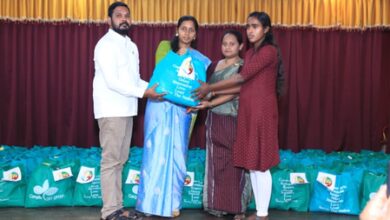 India extends assistance to hundreds of families in Sri Lanka